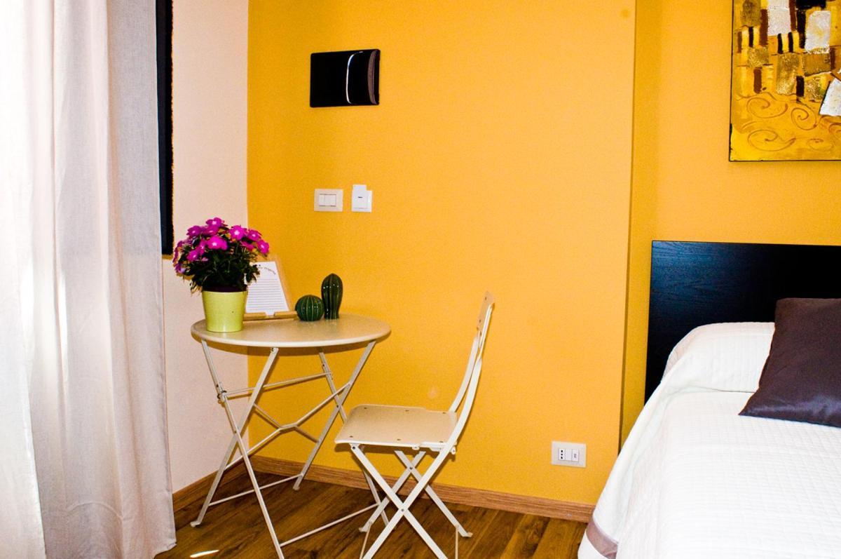מיסטרביאנקו B&B Affittacamere Trigona מראה חיצוני תמונה